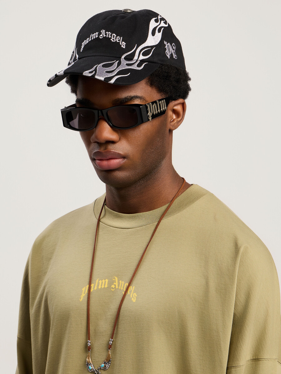 casquette à logo incurvé avec flammes