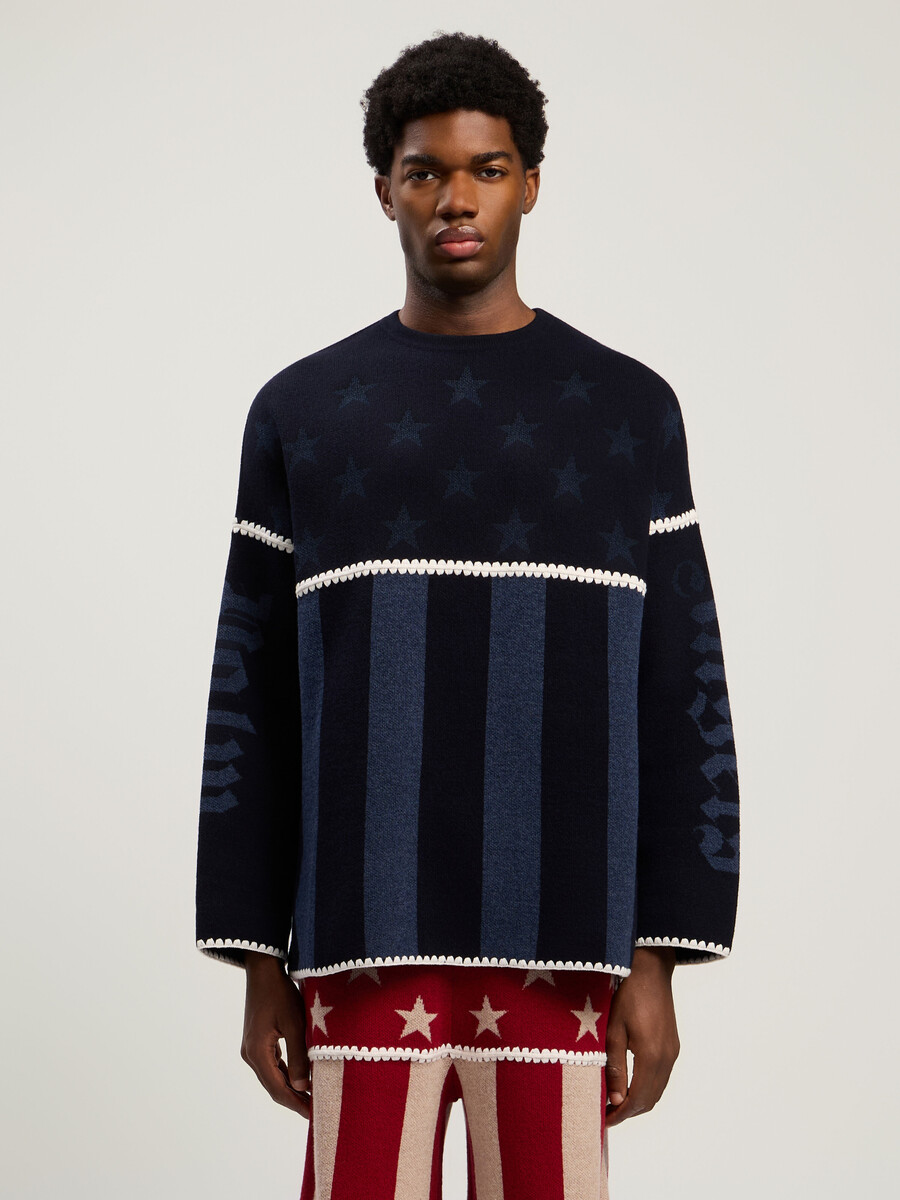 pull à étoiles et rayures
