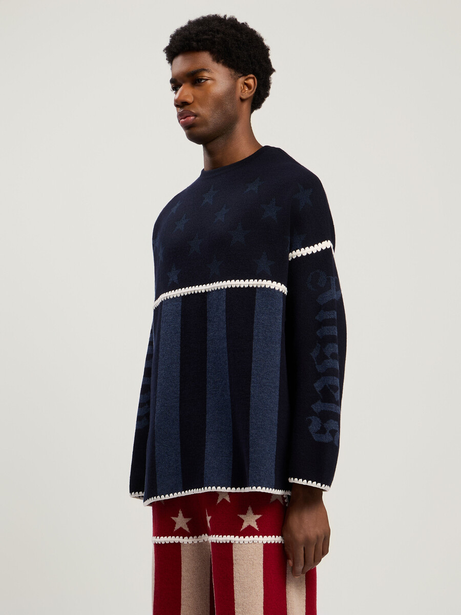 pull à étoiles et rayures