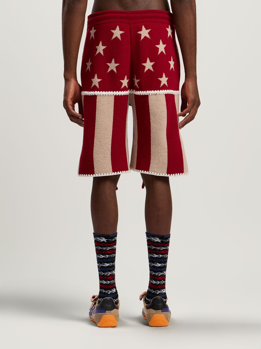 shorts à rayures et étoiles