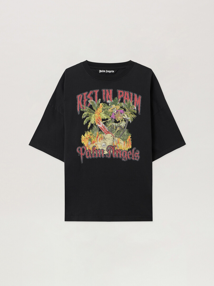 t-shirt ample rest in palm