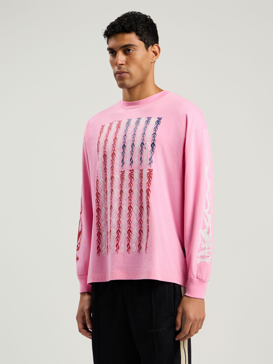 t-shirt à manches longues avec drapeau des flammes